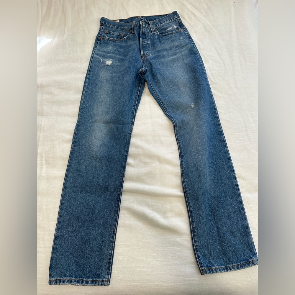 Levi’s 501 straight leg jeans